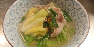 日光旬のレシピ『もつ鍋風キャベツの味噌汁』