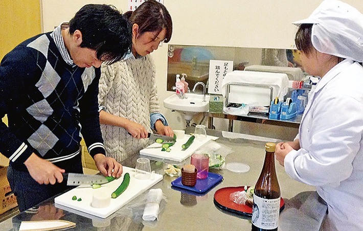 日光産野菜浅づけ作り　日光ろばたづけ本舗鬼怒川店